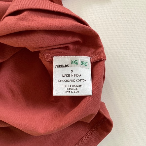 NWT Threads 4 Thought Invincible Crop T-shirt - Picture 6 of 8